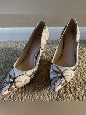 Marc Fisher Pink Floral Pointed-Toe Pumps